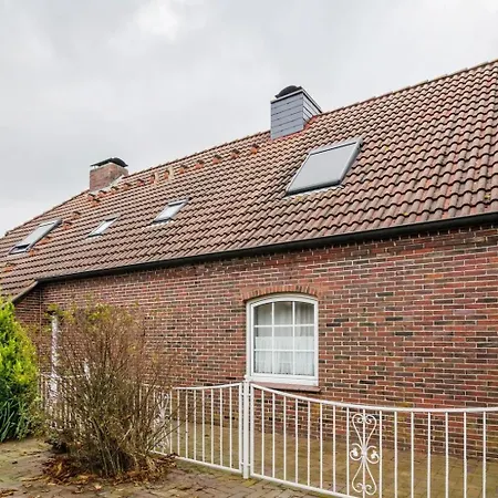Ferienwohnung Direkt Am Deich Mit Wlan Und Terrasse * Neßmersiel