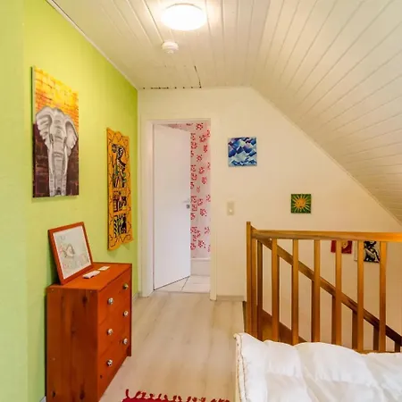 Ferienwohnung Direkt Am Deich Mit Wlan Und Terrasse 아파트