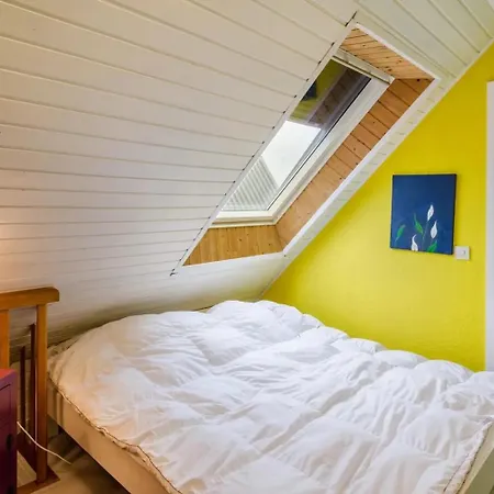 Ferienwohnung Direkt Am Deich Mit Wlan Und Terrasse 아파트