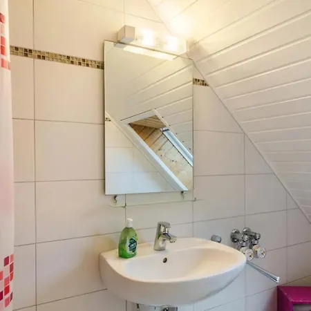 Ferienwohnung Direkt Am Deich Mit Wlan Und Terrasse